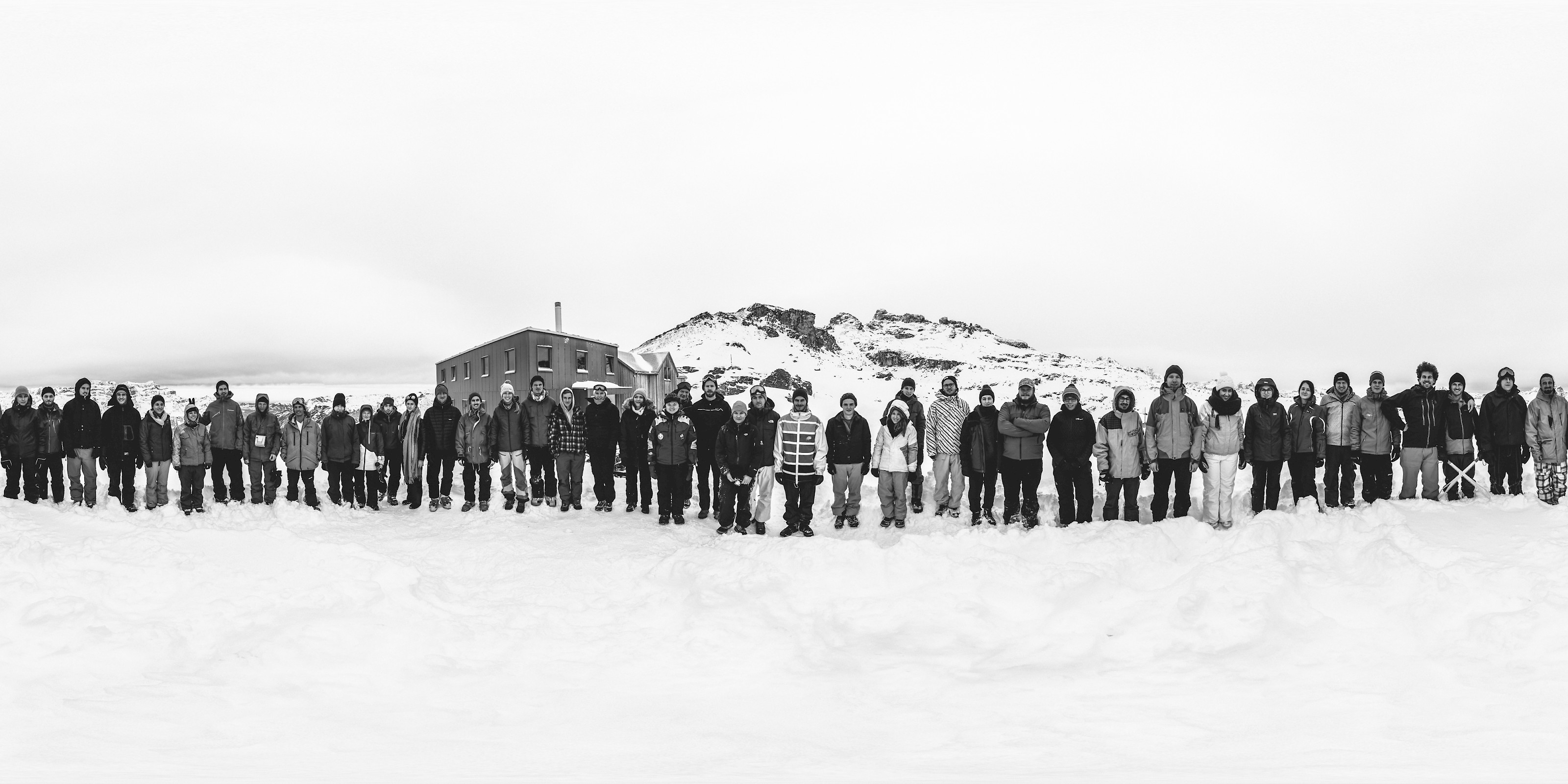 Arion Schuler, Leglerhütte am 13. Januar 2016, Gruppenbild, ©arionschuler.ch 2016